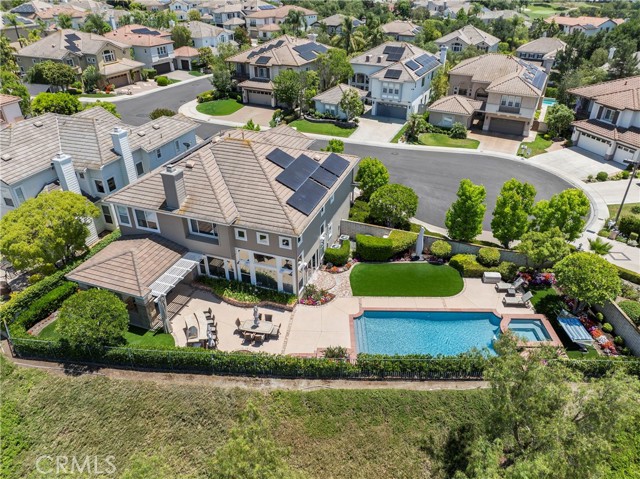 5 Kennedy Court, Coto de Caza CA: https://media.crmls.org/medias/bf97cd06-0d2d-4f7c-bcbe-a5968acfaa0b.jpg