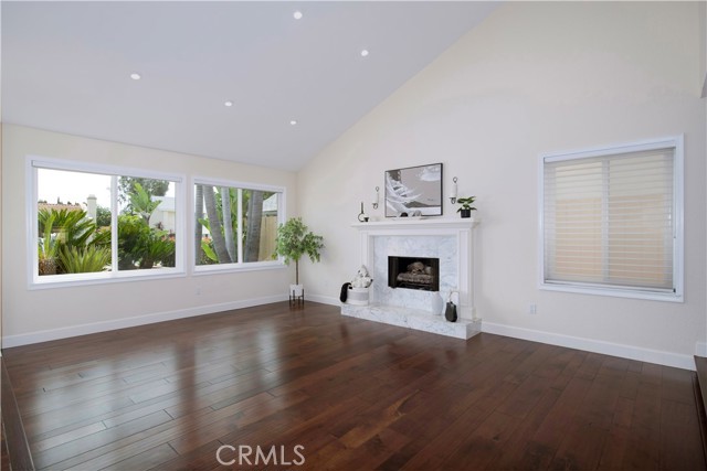 Detail Gallery Image 8 of 47 For 11790 Papagallo Ct, San Diego,  CA 92124 - 5 Beds | 3 Baths