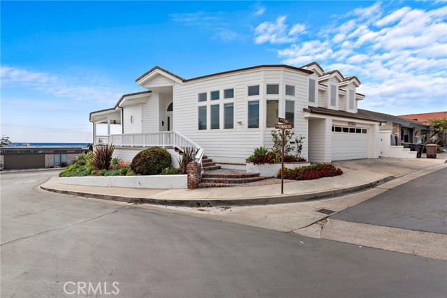 3828 Calle Tiara, San Clemente CA: https://media.crmls.org/medias/bf981373-6ac2-419c-bbd1-3112c87bc7ee.jpg