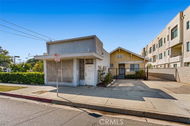 Detail Gallery Image 1 of 30 For 15731 S Normandie Ave, Gardena,  CA 90247 - 3 Beds | 2/1 Baths