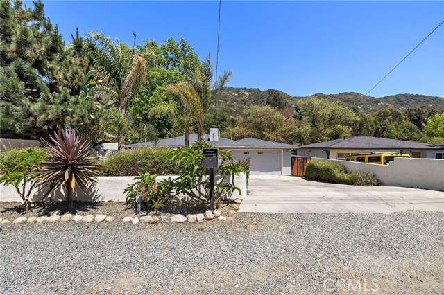 20352 Laguna Canyon Road, Laguna Beach CA: https://media.crmls.org/medias/bf98bfb1-77bc-45a6-a681-4a703abe890d.jpg