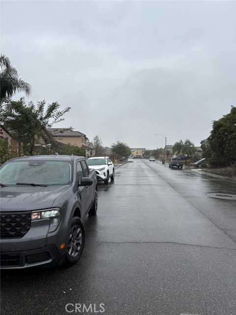 Detail Gallery Image 4 of 36 For 6111 Peregrine Dr, Jurupa Valley,  CA 91752 - 7 Beds | 4/1 Baths