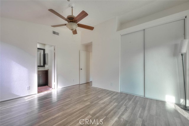 14319 Weeping Willow Lane, Fontana CA: https://media.crmls.org/medias/bf9bdf39-a835-4d79-88d0-079b59b3f6e2.jpg