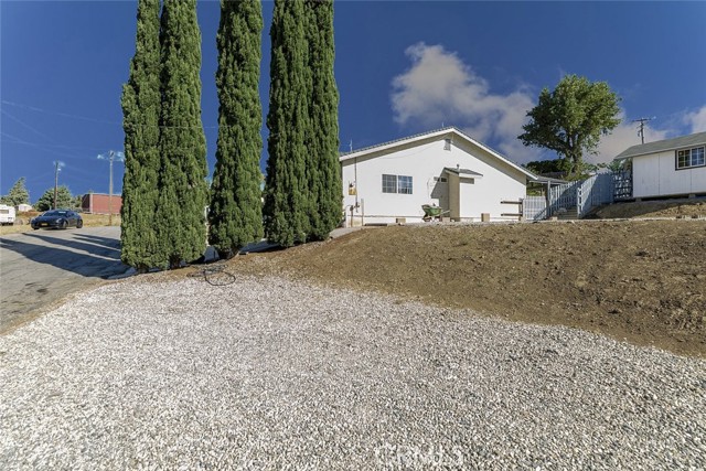 Detail Gallery Image 11 of 43 For 42620 Wauconda Dr, Lake Hughes,  CA 93532 - 3 Beds | 2 Baths