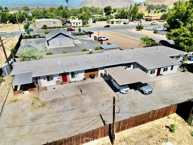 Detail Gallery Image 4 of 13 For 33043 Wesley St, Winchester,  CA 92596 - – Beds | – Baths