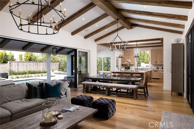 Detail Gallery Image 5 of 38 For 1 San Martin Way, Corona Del Mar,  CA 92625 - 4 Beds | 2/1 Baths