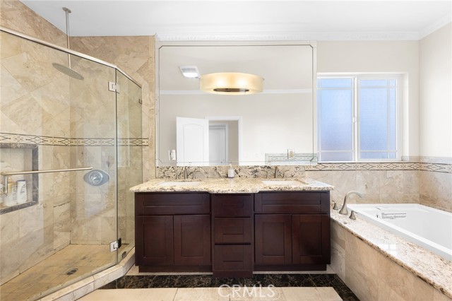 608 N Huntington Avenue, Monterey Park CA: https://media.crmls.org/medias/bf9dd57d-3c69-4c88-94a6-35e14378348a.jpg