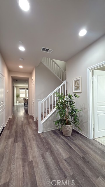 7833 Wild Rye Street, Chino CA: https://media.crmls.org/medias/bf9e5331-8779-4de5-80bc-4b4f0f4d53f0.jpg