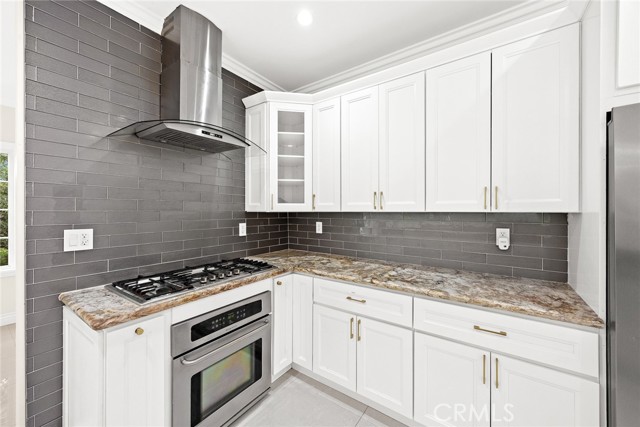 416 N Altura Road, Arcadia CA: https://media.crmls.org/medias/bf9e5f2e-e52e-49ff-94d7-28d72b18e20f.jpg