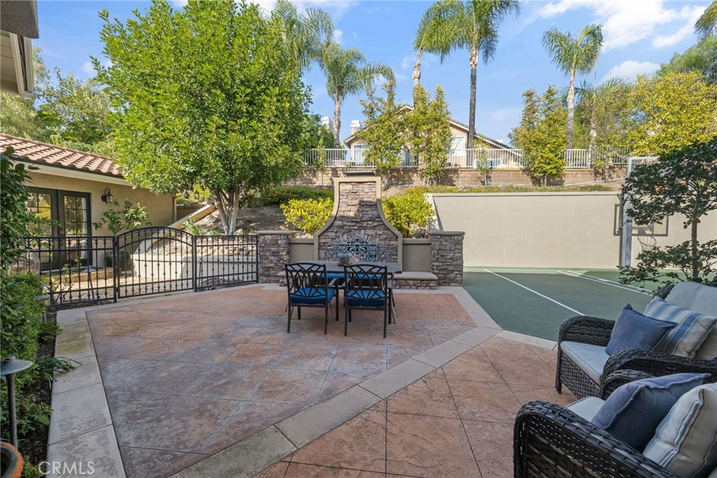 MLS #OC25228132 image #33