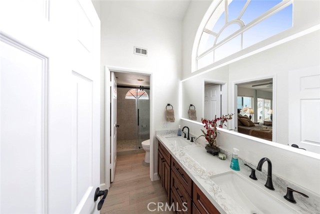 MLS #OC25226847 image #27