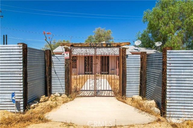 Detail Gallery Image 1 of 1 For 61972 Mountain View Cir, Joshua Tree,  CA 92252 - – Beds | – Baths