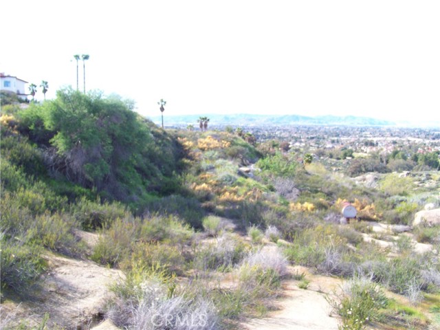 42540 Brix, Hemet CA: https://media.crmls.org/medias/bf9f9759-766e-491f-984c-f1ca01b85fa7.jpg