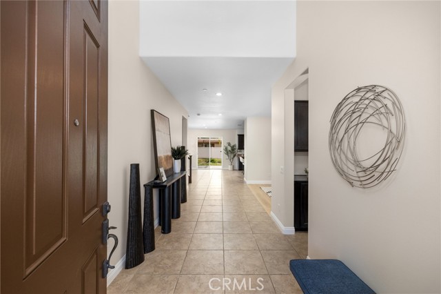 Detail Gallery Image 6 of 66 For 6870 Tourmaline, Corona,  CA 92880 - 5 Beds | 3 Baths