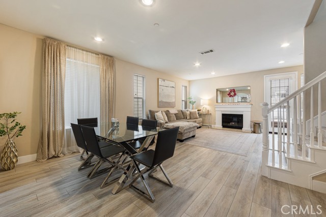 1800 Pacific Coast, Redondo Beach, California 90277, 3 Bedrooms Bedrooms, ,2 BathroomsBathrooms,Residential,Sold,Pacific Coast,SB25026327