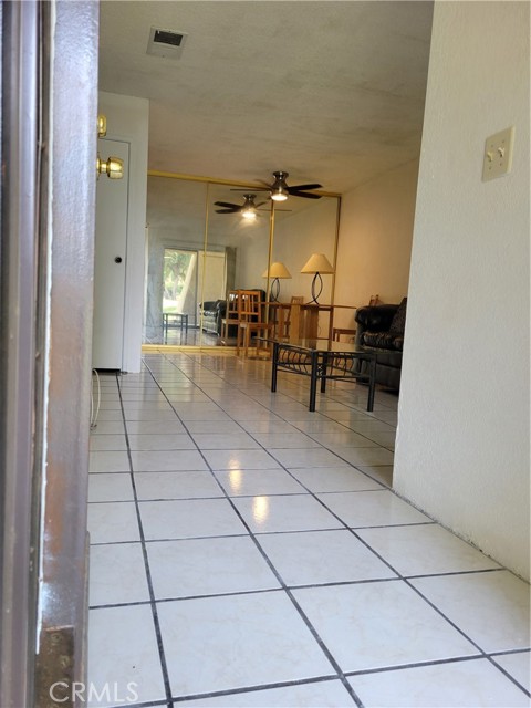 Image 2 for 2857 Los Felices RD #105