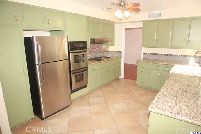3 Bed Home for Sale in Encino, California