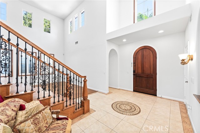 Detail Gallery Image 15 of 57 For 991 Clear Sky Pl, Simi Valley,  CA 93065 - 4 Beds | 4 Baths