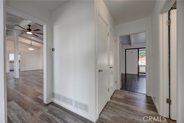 Detail Gallery Image 26 of 34 For 3414 S Centinela Ave, Los Angeles,  CA 90066 - 3 Beds | 1/1 Baths