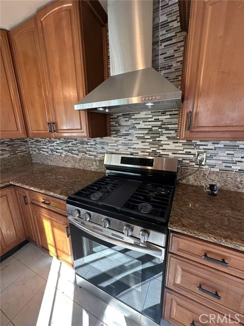 Detail Gallery Image 7 of 15 For 3681 Baylor St, Irvine,  CA 92614 - 3 Beds | 2 Baths