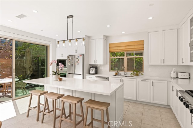 Detail Gallery Image 23 of 73 For 60 Rotunda, Irvine,  CA 92620 - 4 Beds | 3/1 Baths