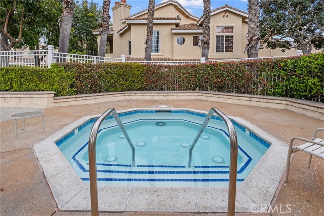 Detail Gallery Image 33 of 36 For 27985 via Del Agua, Laguna Niguel,  CA 92677 - 2 Beds | 2/1 Baths