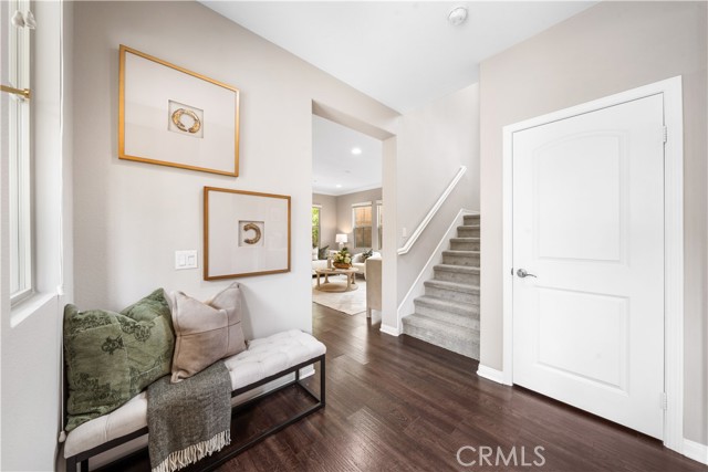 Detail Gallery Image 5 of 47 For 102 Yellow Pine, Irvine,  CA 92618 - 4 Beds | 4 Baths