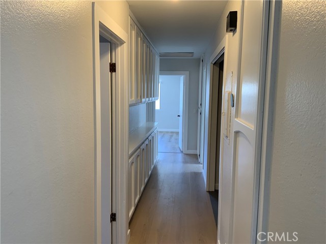 814 W Balboa Boulevard, Newport Beach CA: https://media.crmls.org/medias/bfa3202a-a2d7-4610-b34d-5082e77a3e2b.jpg