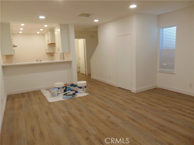 Detail Gallery Image 4 of 18 For 110 Tangelo, Irvine,  CA 92618 - 2 Beds | 1/1 Baths