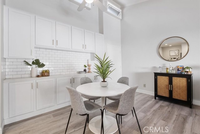 603 Prospect Avenue, Redondo Beach, California 90277, 2 Bedrooms Bedrooms, ,2 BathroomsBathrooms,Residential,Sold,Prospect,PW21250373