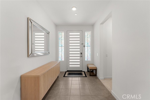 Detail Gallery Image 5 of 59 For 16776 Tulip Tree Street, Fontana,  CA 92336 - 5 Beds | 4 Baths