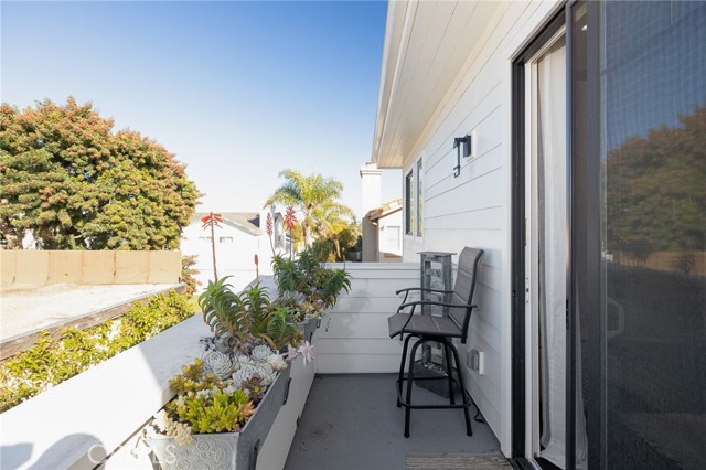 2309 Clark Lane, Redondo Beach, California 90278, 4 Bedrooms Bedrooms, ,3 BathroomsBathrooms,Residential,Sold,Clark,SB22027302