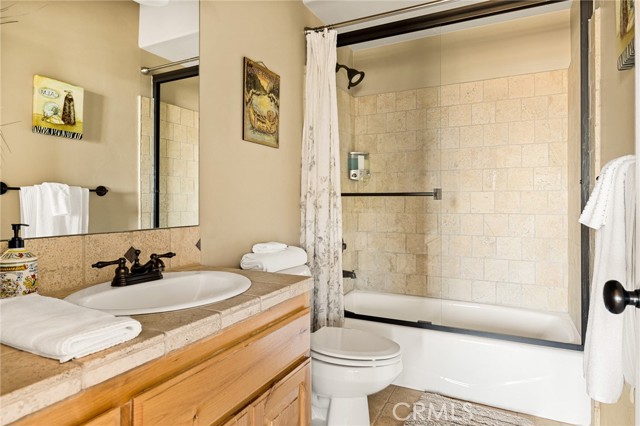 Detail Gallery Image 26 of 36 For 949 Trinity Dr, Lake Arrowhead,  CA 92352 - 3 Beds | 2/1 Baths