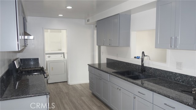 7163 Sebastian Avenue, Jurupa Valley CA: https://media.crmls.org/medias/bfa6cc74-bc88-420e-ab41-ad6113e9207b.jpg