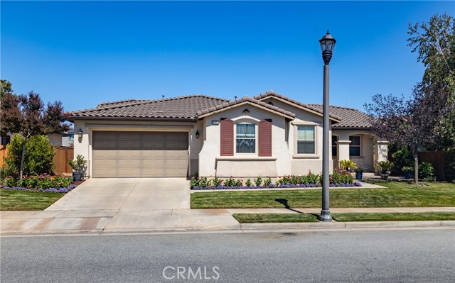 1244 Sea Lavender Lane, Beaumont CA: https://media.crmls.org/medias/bfa6f81b-6588-4161-ab3e-37f6aa087b60.jpg