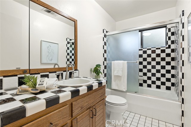 Detail Gallery Image 20 of 37 For 2390 Alamo Ave, Chico,  CA 95926 - 3 Beds | 3 Baths