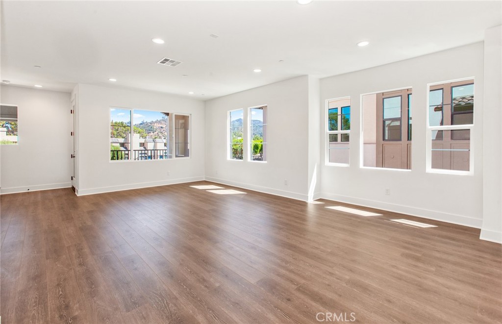 MLS #IV25118559 image #14