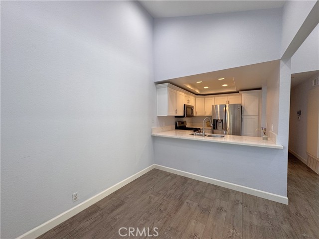 Detail Gallery Image 7 of 25 For 22230 S Vermont Ave #203,  Torrance,  CA 90502 - 2 Beds | 2 Baths