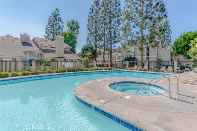 Detail Gallery Image 35 of 38 For 12660 Briarglen Loop #G,  Stanton,  CA 90680 - 2 Beds | 2/1 Baths