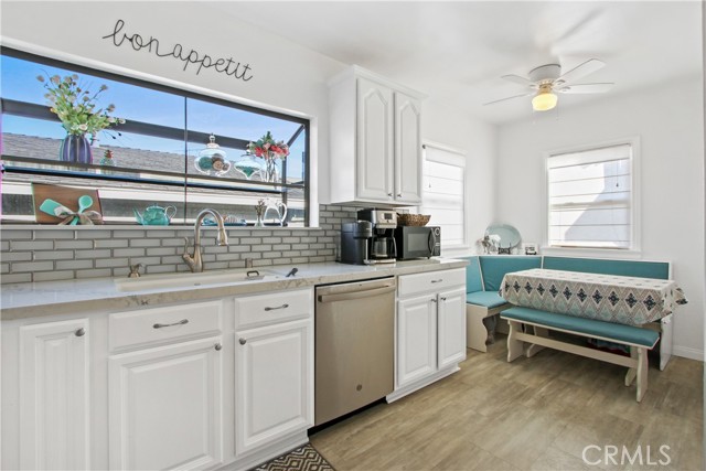 Detail Gallery Image 3 of 12 For 841 W 17th St, San Pedro,  CA 90731 - 3 Beds | 1 Baths