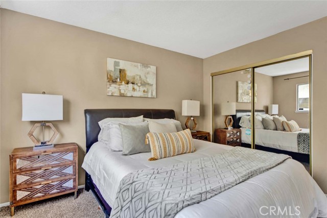 Detail Gallery Image 27 of 42 For 9641 Warburton Dr, Huntington Beach,  CA 92646 - 4 Beds | 2 Baths