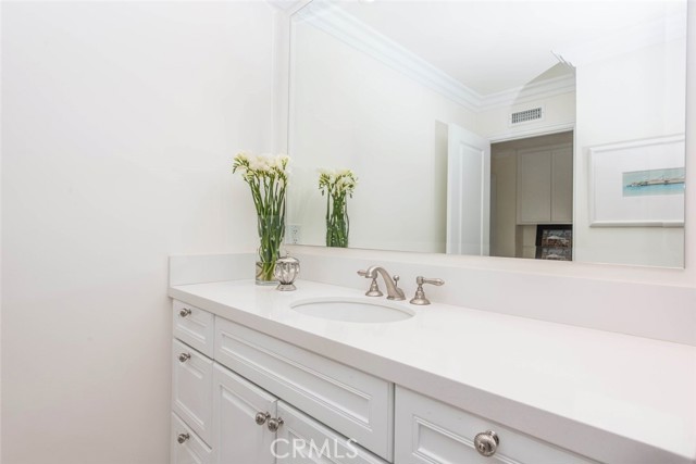 Detail Gallery Image 36 of 53 For 11 Wickland, Irvine,  CA 92620 - 4 Beds | 3 Baths