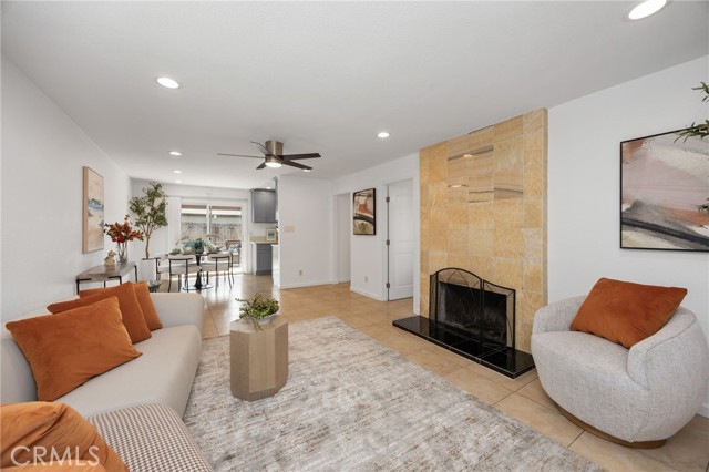 13301 Verde Street, Garden Grove CA: https://media.crmls.org/medias/bfad2f29-4e94-404c-b15a-c82e5dcea0a3.jpg