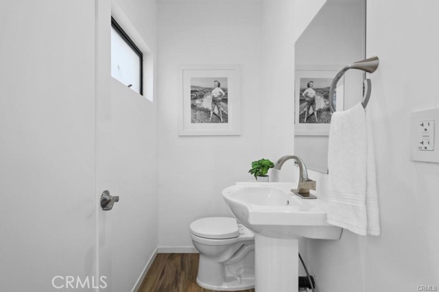 Detail Gallery Image 4 of 25 For 4136 1/2 Normal Ave #1/2,  Los Angeles,  CA 90029 - 2 Beds | 2 Baths