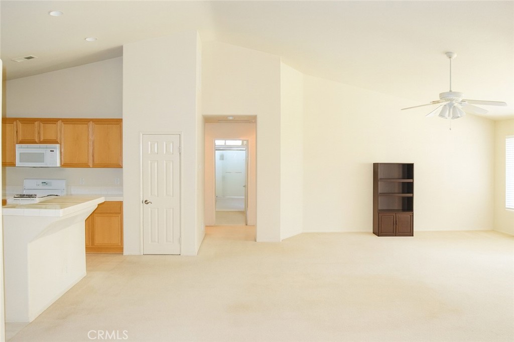 MLS #OC25164195 image #11