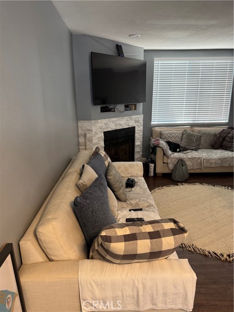Detail Gallery Image 21 of 25 For 21720 Hart St #9,  Canoga Park,  CA 91303 - 2 Beds | 2 Baths