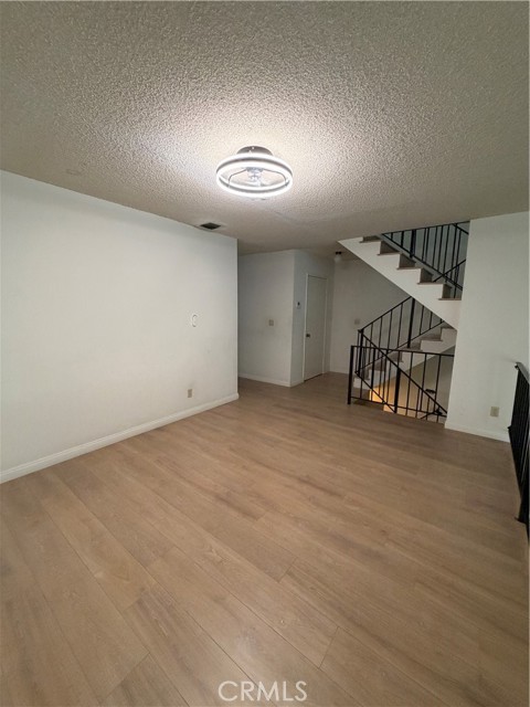 Detail Gallery Image 7 of 24 For 17811 Devonshire, Northridge,  CA 91325 - 3 Beds | 3 Baths