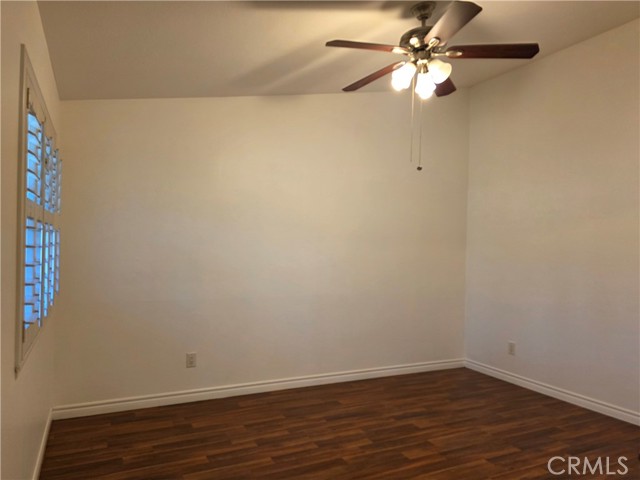 10626 Braeswood Way, Stanton CA: https://media.crmls.org/medias/bfae03ba-15d3-4aa2-8fb6-54a6ebe80171.jpg