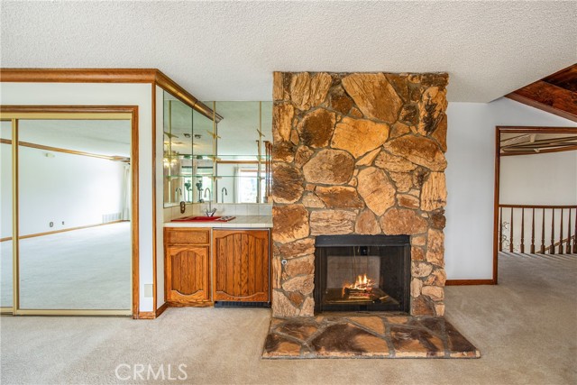 668 E Sunset N Drive, Redlands CA: https://media.crmls.org/medias/bfaee115-430f-48d2-aaf6-907473c86e38.jpg