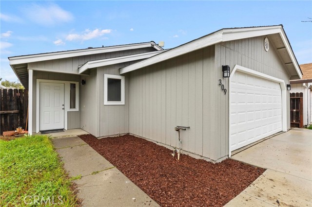 Detail Gallery Image 2 of 30 For 309 Bradford, Arbuckle,  CA 95912 - 3 Beds | 2 Baths